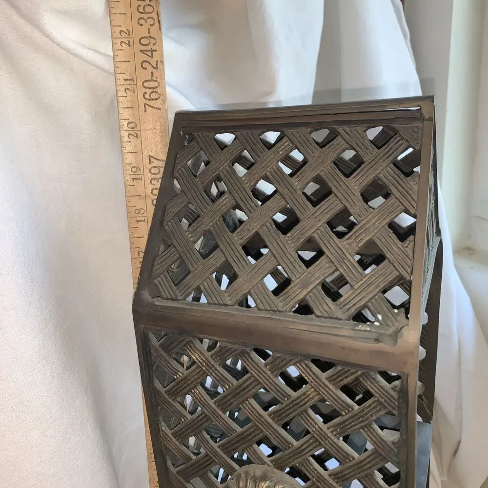 Vintage SF Bay Trading Co Brass lion’s Head Basketweave Tri-level Display Shelf